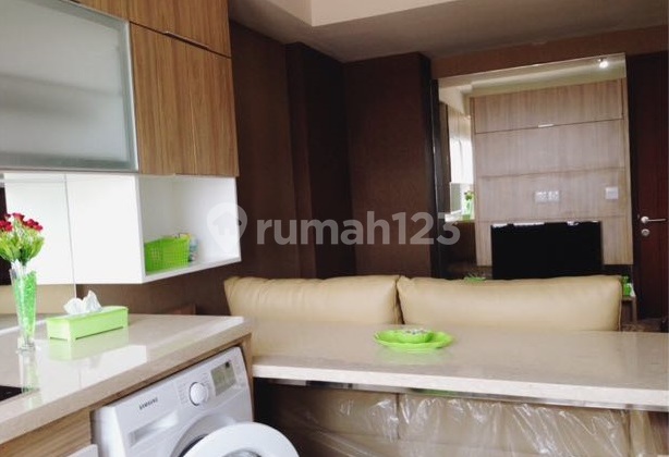 Apartemen Full Furnished di Sudirman Suites