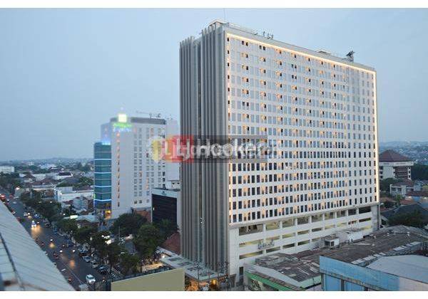 Apartment di Warhol Louise Kienne Simpang Lima Semarang 1