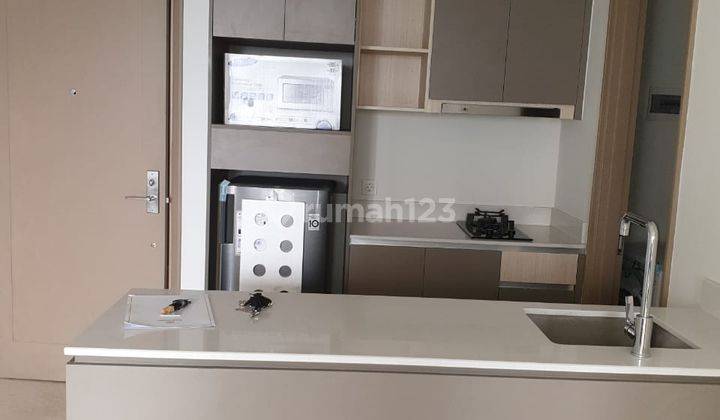 Apartemen Gold Coast Semi Furnished Ukuran 90 m2 1