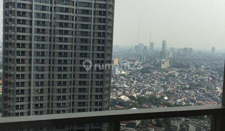 Taman Anggrek Residences, Suite 1BR Semi Furnished Lantai Tinggi View Pool, Taman Anggrek, Jakarta Barat 2