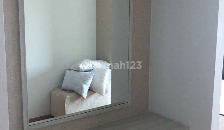 4 BR LUXURY APARTMENT NEARBY PAKUWON MALL, WEST SURABAYA 1