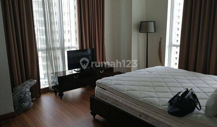 Jual Apartemen Pakubuwono View 2 BR Full Furnished Very Good Deal 1