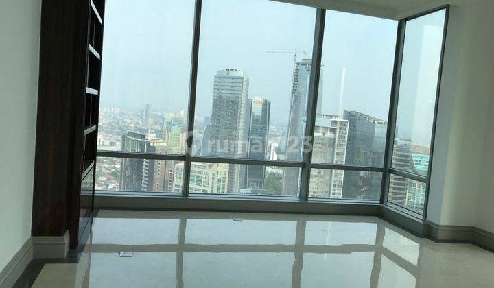 Apartemen Ciputra World Raffles, Kuningan, Unit sangat Bagus! Private Lift! 2