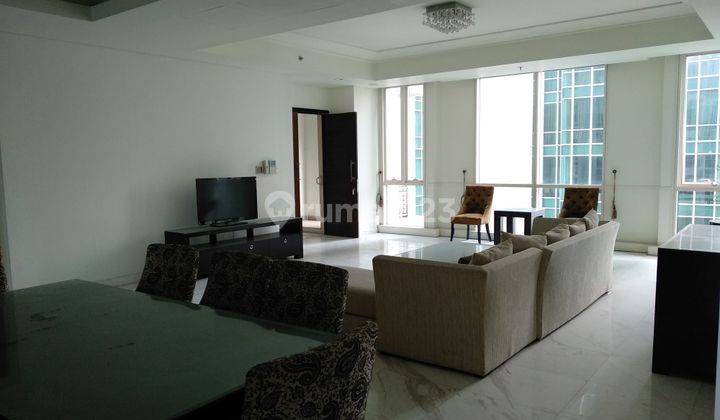 Apartemen The Peak Sudirman, Lokasi Strategis, Private Lift! Bagus! 1