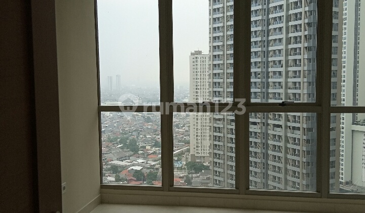 Condominium 3 + 1 TA residence, Sudah Murah !