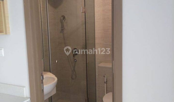 Apartemen Taman Anggrek Residence 1BR Lantai Rendah 2