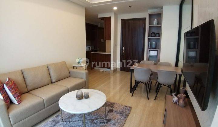 Apartemen South Hills 2BR 1