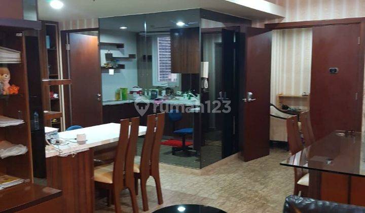 Apartemen Royale Springhill bagus , rapi dan full furnished 2