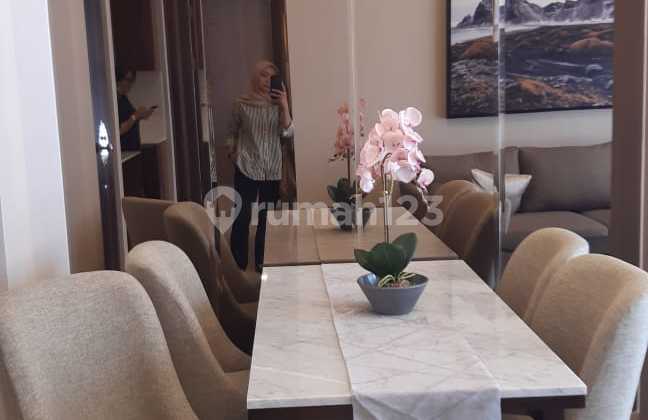 Disewakan Apartemen 3 Beds Bagus dan Murah South Hills, Kuningan, Setiabudi, Jakarta Selatan 2