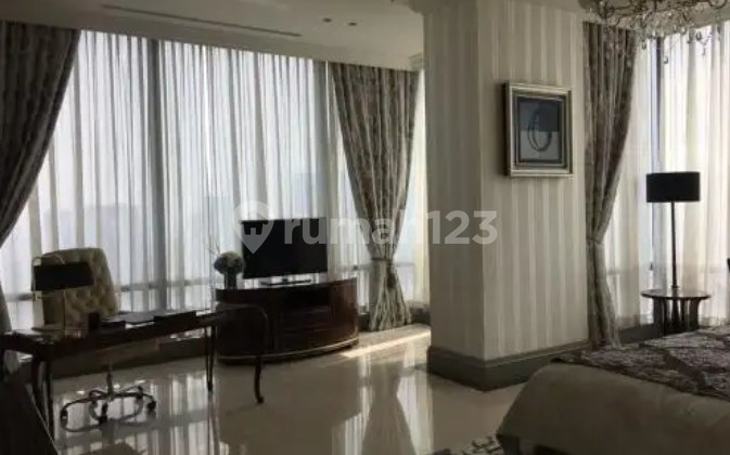 APARTMENT RAFFLES RESIDENCES With PRIVATE LIFT, Mall Ciputra World / Lotte Shopping Jakarta Selatan, Indonesia