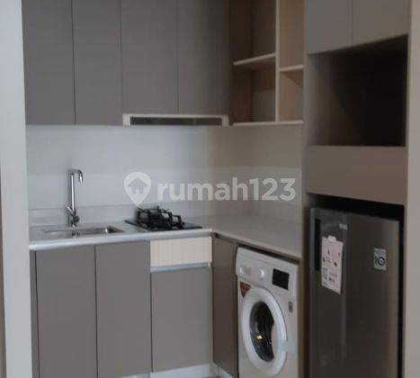 Apartemen Gold Coast Pik Semi Furnish type 1kt 2