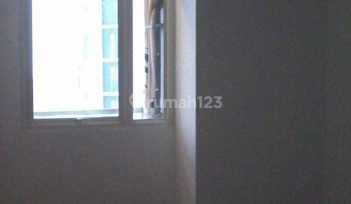 Lantai rendah  apartemen Linden 2BR Ngagel WM ubaya rkz siloam 2