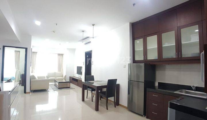 APARTEMEN GANDARIA HEIGHT 2BR dan Maid view pool 1