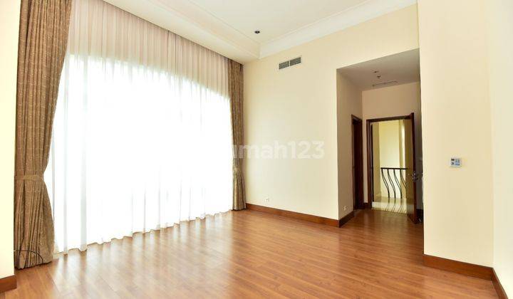 Tonwhouse Pakubuwono Residence 4 Bedrooms Semi Furnished  2