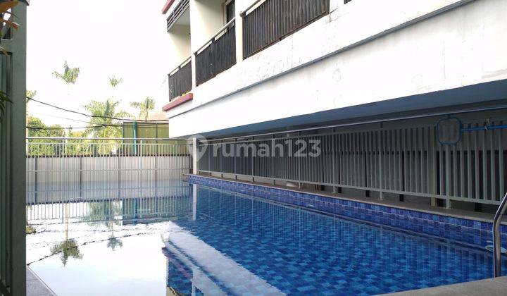 Studio Furnished Apartemen Beverly Dago 2