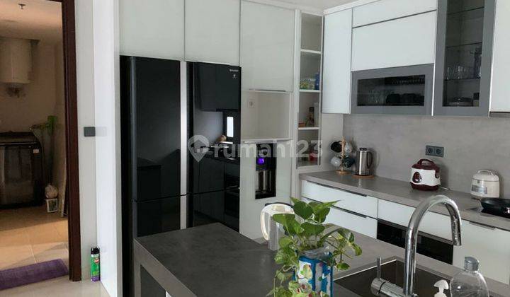 Apartement 3BR, Interior Mewah di Casagrande, Kota Kasablanka 2