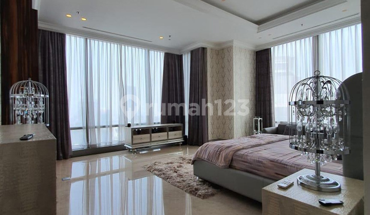 LUXURIOUS APARTMENT at RAFFLES RESIDENCES JAKARTA 4BR FULLY FURNISHED