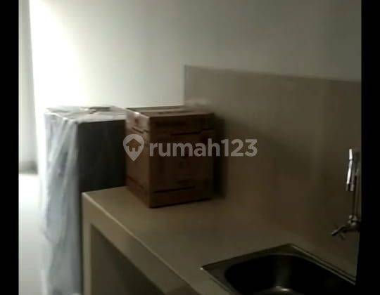 Studio semi furnish unit 638, dekat binus 1