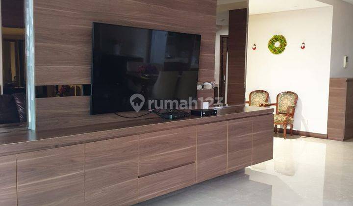 Apartment Kemang Village, Unit Besar, sangat bagus, Full Furnished, NEGO 2