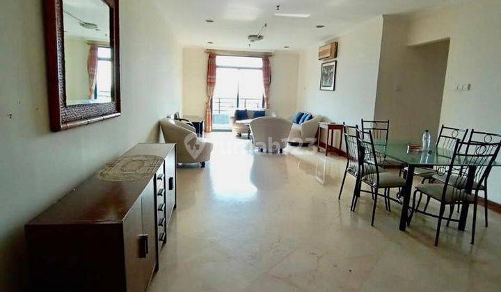 FULLY FURNISHED - Kondominium Graha Famili 3BR View Ciamik 1