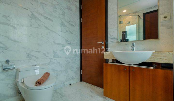 Furnished Apartemen The Peak Sudirman By Travelio 2