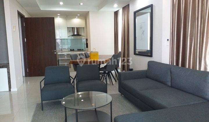 Disewakan Apartemen Connected Mall 3+1 Kemang Village, Jakarta 1