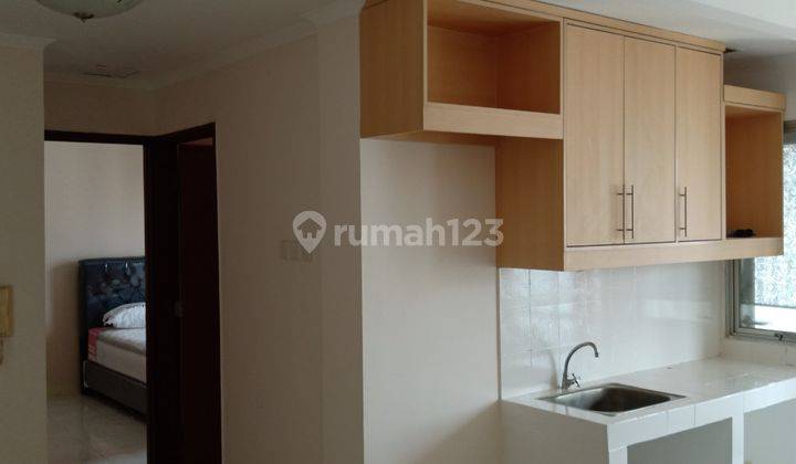 Apartement Sudirman Park Tower Bougenvile Lt 31, 2BR, Semi Furnished 2