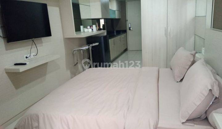 Apartemen Lois Kienne Warhol full furniture tengah kota Semarang  1