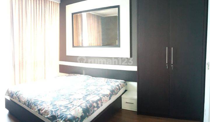 Apartemen Ciputra World Tower VIA Lantai 11, View Kolam Renang 2