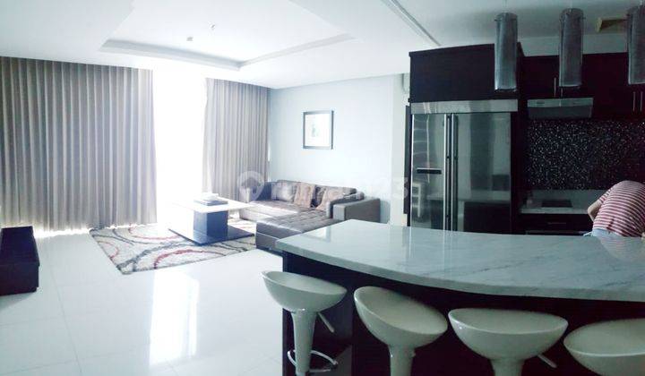 Apartemen Ciputra World Tower VIA Lantai 11, View Kolam Renang 1