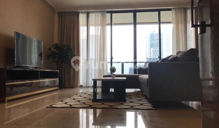 Apartemen District 8 Senopati, 3 Kamar Tidur Ukuran 217 M², Semi Furnished, Lift Pribadi
