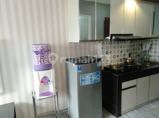 Good Fully Furnished, just bring your suitcase. 2