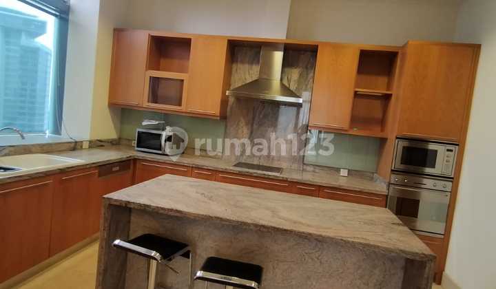 Airlangga Mega Kuningan Apartment – 6+1 Bedrooms 840 SqM Fully Furnished 2