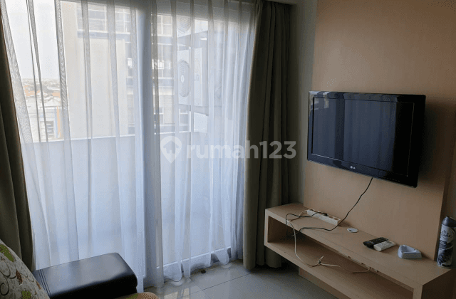 Mg suite apartemen tengah kota 1 bed room, luas dan siap pakai ..balkon luas 2