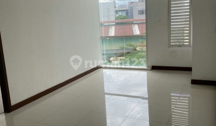 Apartmnt Akr Galery West di Lokasi Strategis, Jakarta Barat
