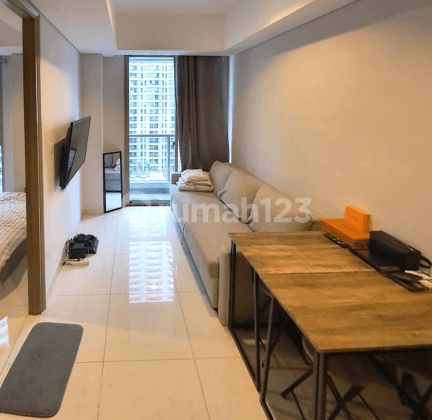 Fullfurnish apartemen Taman Anggrek Residences Jakarta Barat 2