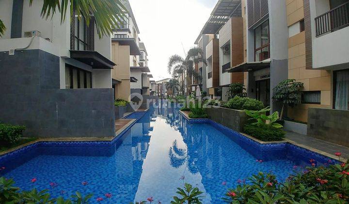 Asatti Garden House, Tower Agate Blue-BSD 1