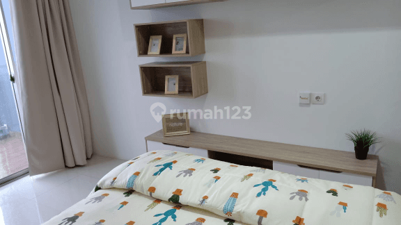 APARTEMEN Mewah Springwood Semi furnished di gading serpong 1