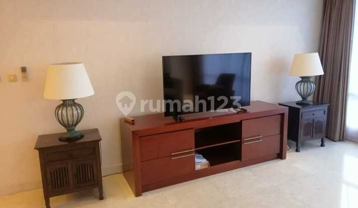 Sudirman Mansion Apartment 179 m2 Size Fully Furnished 2