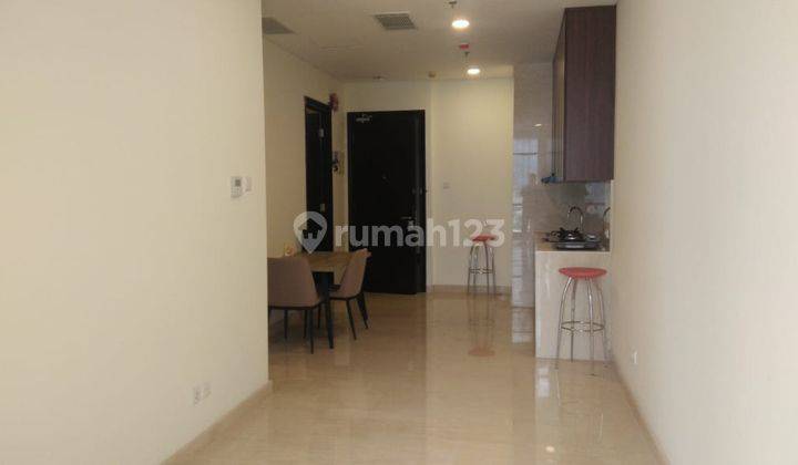 Apartment Sudirman Suite @Sudirman 3br Luas 63m2 Semi Furnished Harga Termurah 1