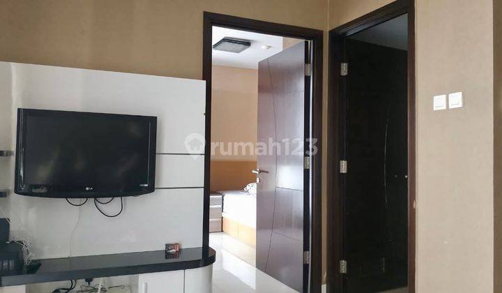 Apartemen Central Park Residence Type 1BR (44 m2) Full Furnished, Only 85 Juta/Tahun, Central Park, Jakarta Barat 2