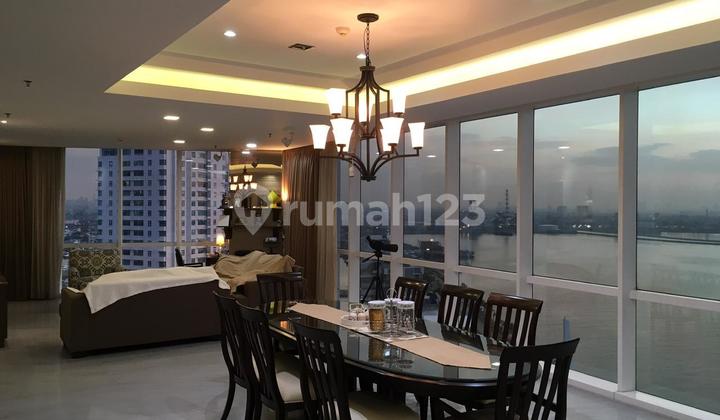 Apartemen Regatta,luas 246m, tower Rio, private lift, full furnish Apartemen Regatta,luas 246m, tower Rio, private lift, full furnish