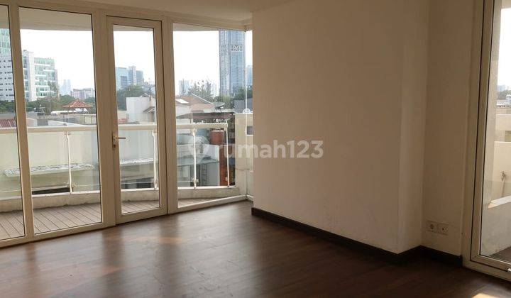 Apartemen Springhill 2 BR Unfurnished Bagus 1