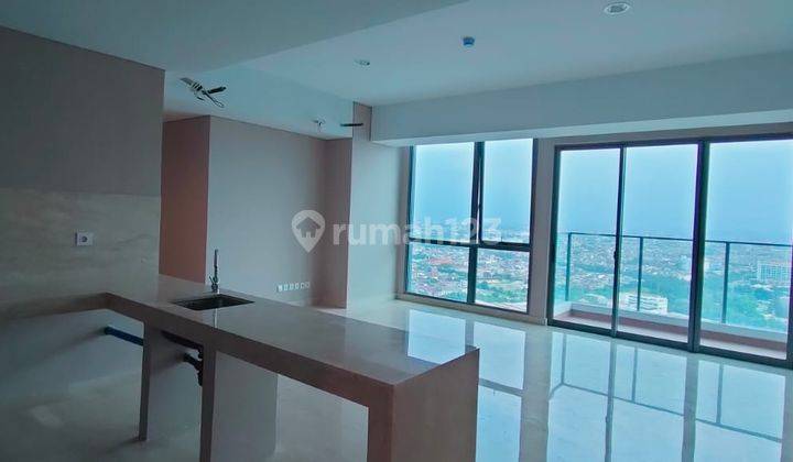 Apartemen Holland Village 3 BR Unfurnished Bagus 1