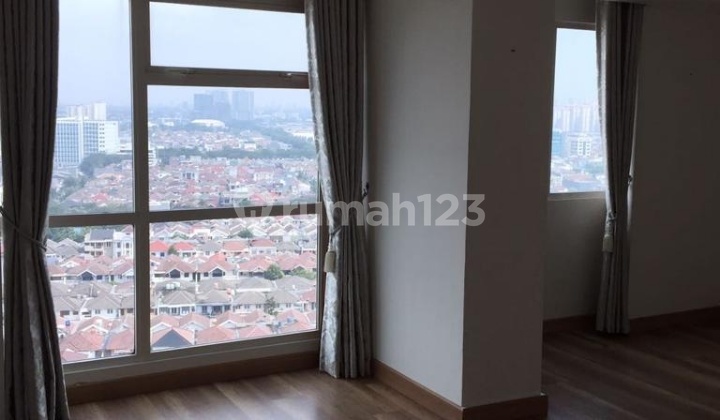 Sherwood Apartemen 120M² 2BR semi furnished 2