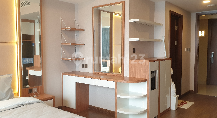 U Residence, Lippo Apartment, UPH