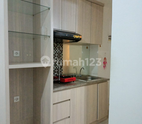 APARTMENT STUDIO UNIT DI ATAS SUPERMALL SIAP HUNI BEA.A019 2