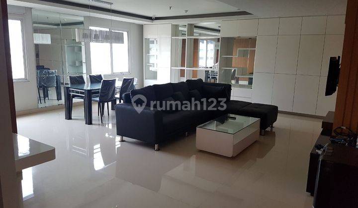 Thamrin Executive Residence Size 182 m2. 2