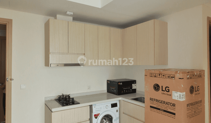 Apartemen Sedayu City Suites Melbourne Baru 3BR 2Km free 4ac, mesin cuci, microwave, kulkas, kitchen set, kompor Gas tanam siap huni di Kelapa Gading Jakarta 2