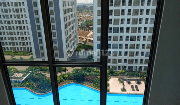 Apartemen M Town Residence 1BR Hoek View Pool Depan Summarecon Mall Serpong Tangerang  Rugi 2